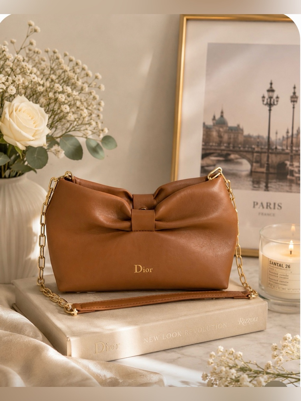Beautiful crossbody bag , elegant New , not authentic